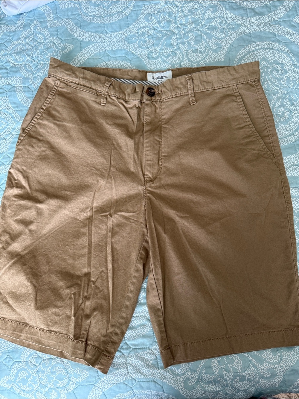 Goodfellow & Co Men's Brown Flat-Front Chino Shorts